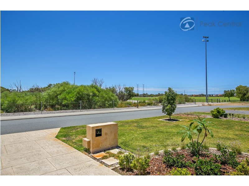 17 Columbus Loop, Success WA 6164