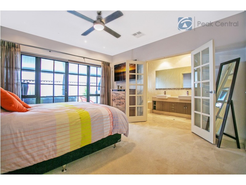 10 Butchart Turn, Aubin Grove WA 6164