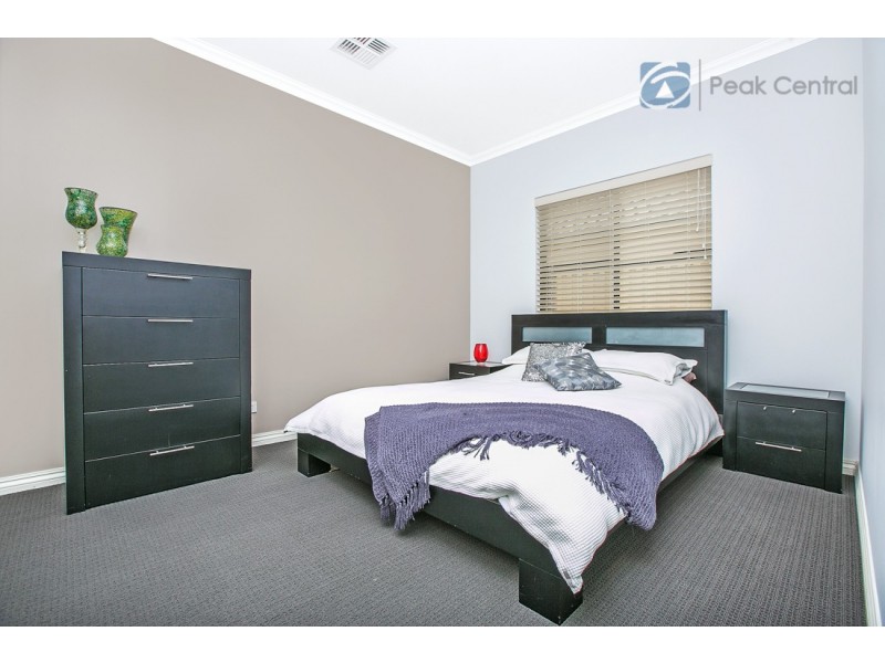 10 Butchart Turn, Aubin Grove WA 6164