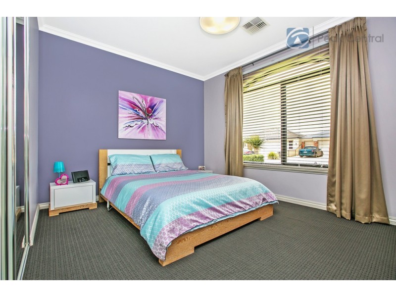 10 Butchart Turn, Aubin Grove WA 6164