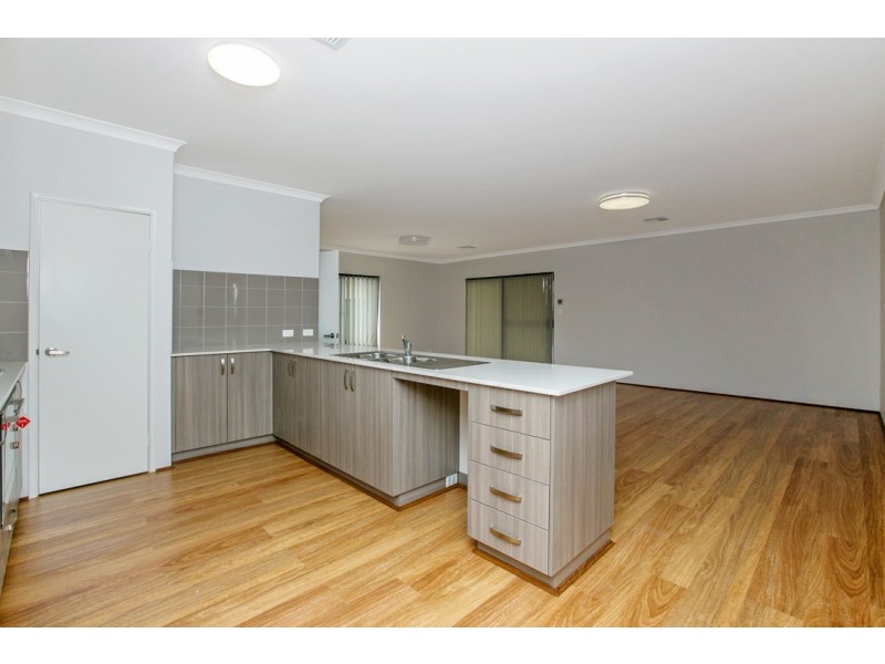 16 Clementine Boulevard, Banjup WA 6164