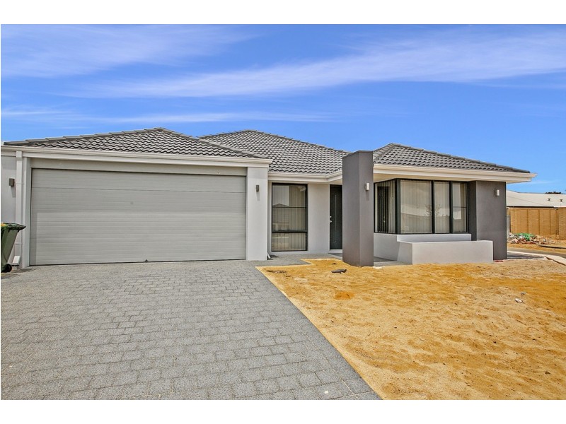 16 Clementine Boulevard, Banjup WA 6164