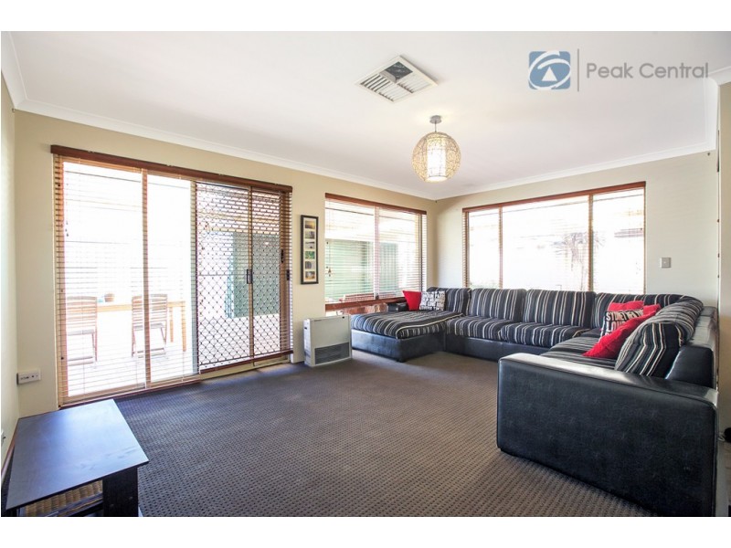 69 Congdon Avenue, Beeliar WA 6164
