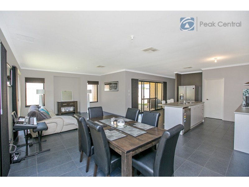 36 Jacksonia Promenade, Success WA 6164