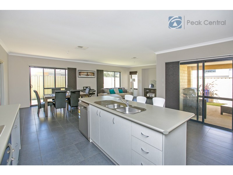 36 Jacksonia Promenade, Success WA 6164