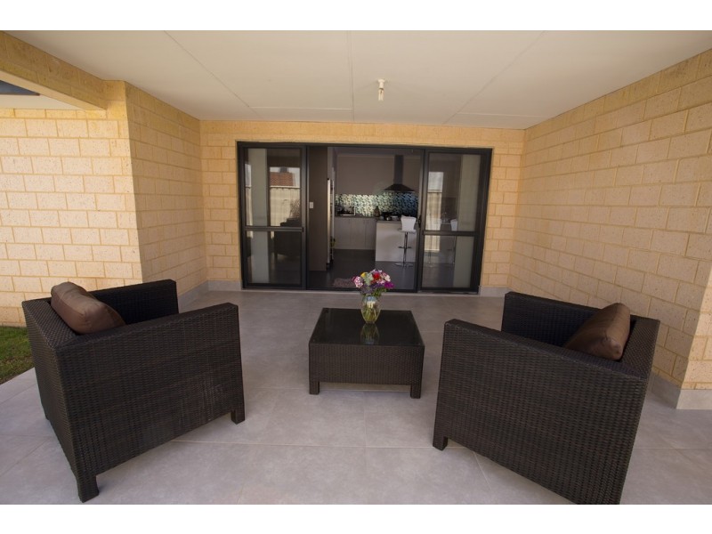 36 Jacksonia Promenade, Success WA 6164