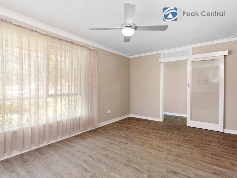 18 Crossford Street, Thornlie WA 6108