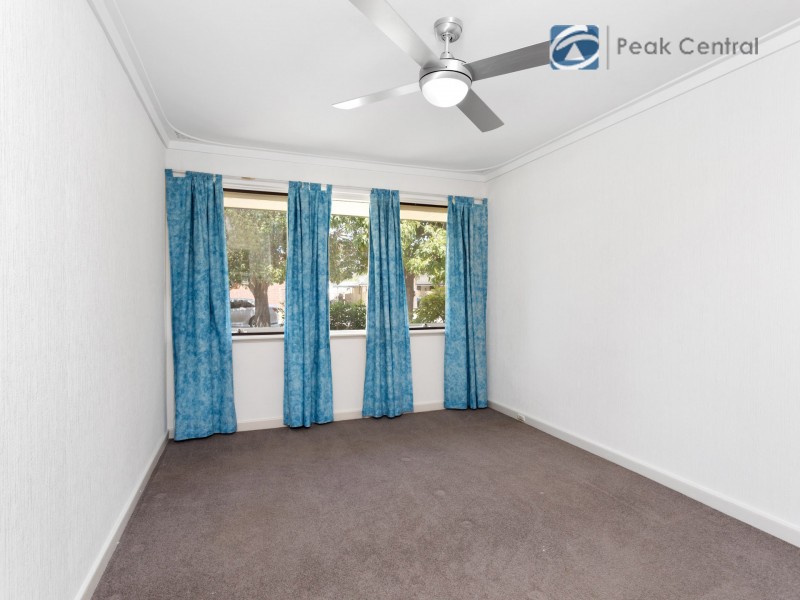 18 Crossford Street, Thornlie WA 6108