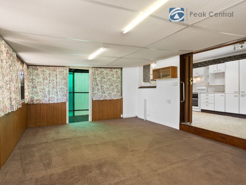 18 Crossford Street, Thornlie WA 6108