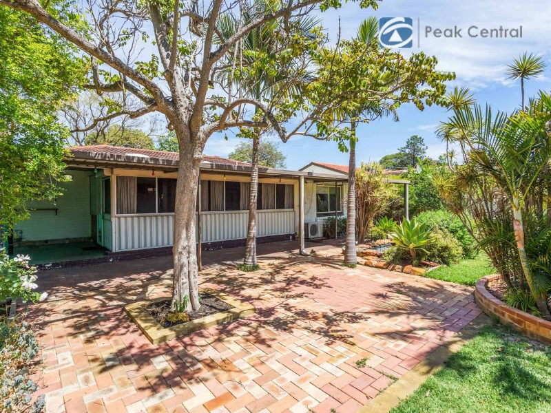 18 Crossford Street, Thornlie WA 6108