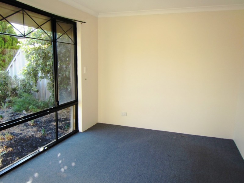 40 Woodmore Road, Langford WA 6147