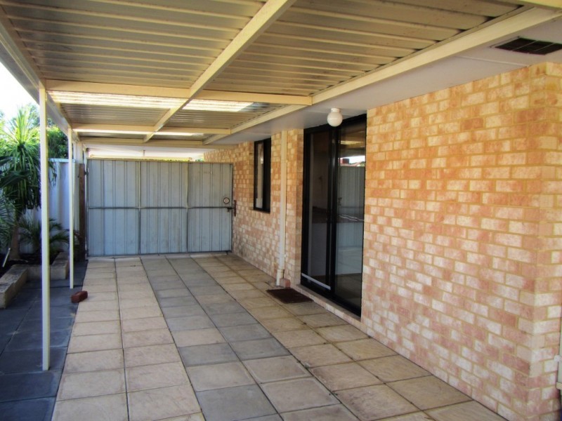 40 Woodmore Road, Langford WA 6147