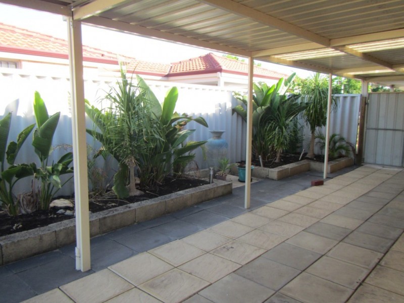 40 Woodmore Road, Langford WA 6147