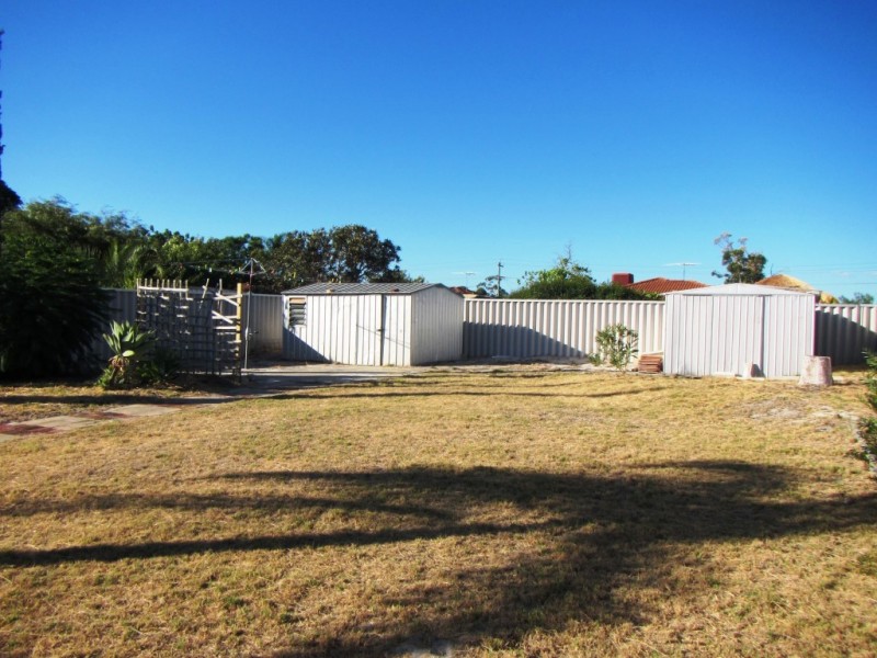 40 Woodmore Road, Langford WA 6147