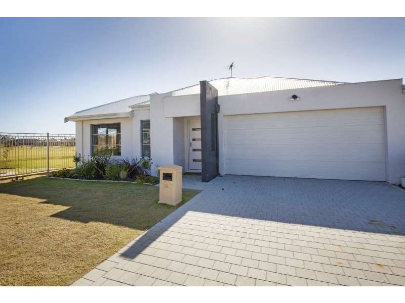 38B Coogee Road, Munster WA 6166