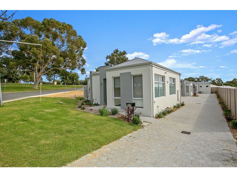 2c Goffe Street, Spearwood WA 6163