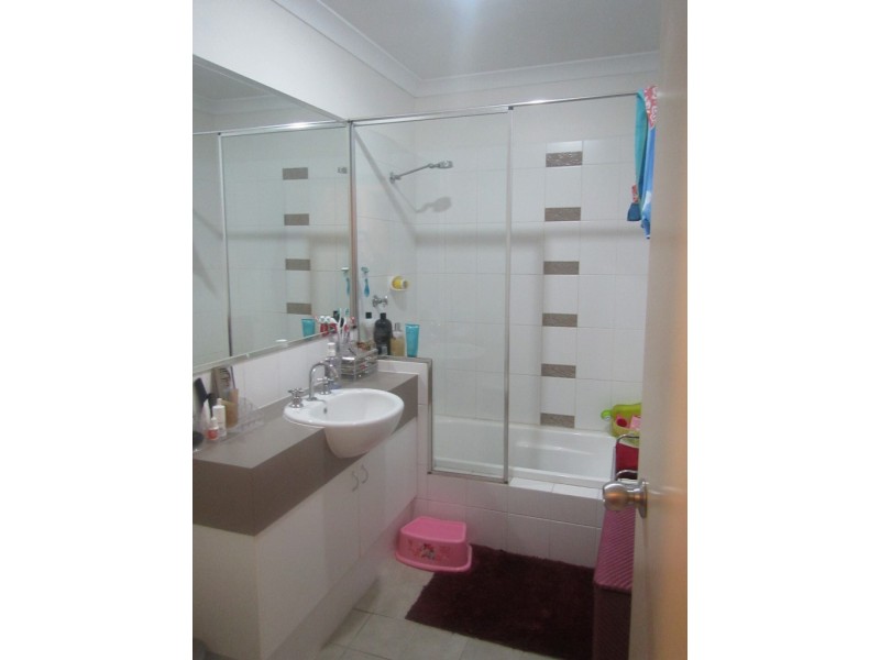 17 Yarra Promenade, Hammond Park WA 6164