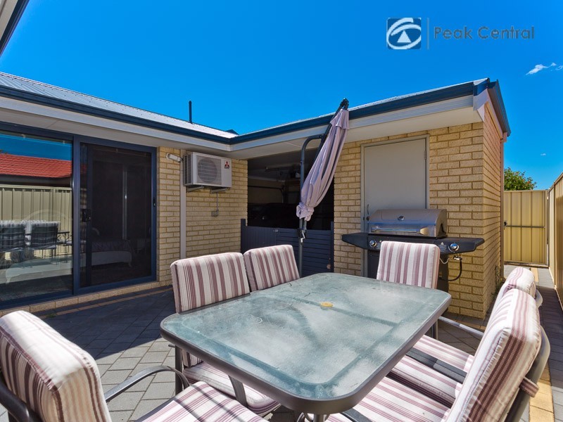 U4/1 Jardine Street, Success WA 6164