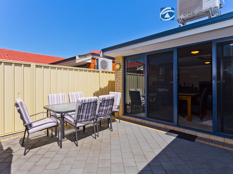 U4/1 Jardine Street, Success WA 6164