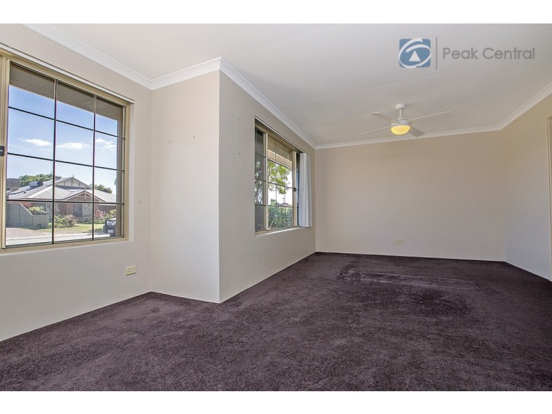6 Woolmore Cross, Atwell WA 6164