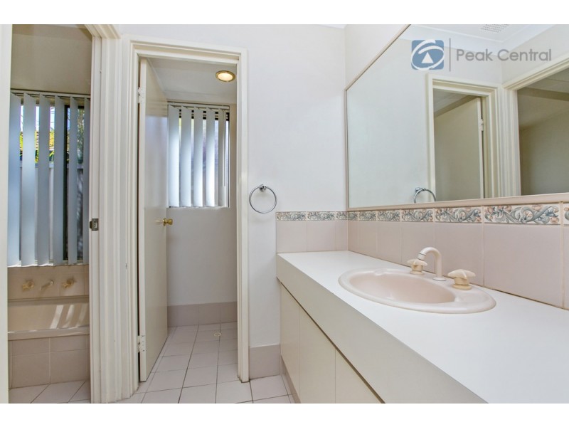 6 Woolmore Cross, Atwell WA 6164