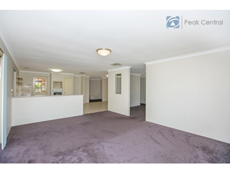 6 Woolmore Cross, Atwell WA 6164