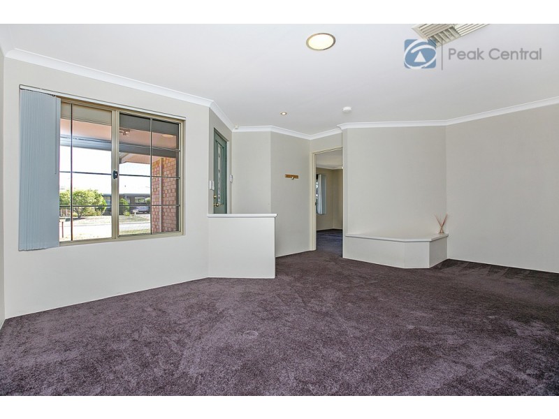 6 Woolmore Cross, Atwell WA 6164