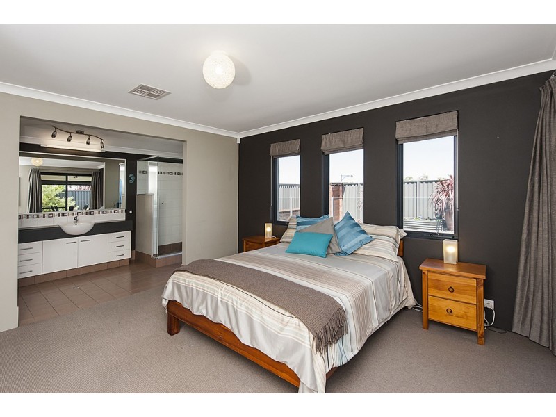 3 Longwood Bend, Aubin Grove WA 6164