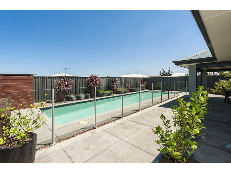 3 Longwood Bend, Aubin Grove WA 6164