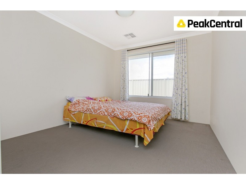 25 Mohan Loop, Hammond Park WA 6164