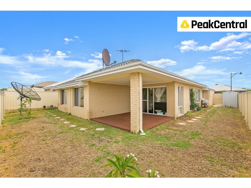 25 Mohan Loop, Hammond Park WA 6164