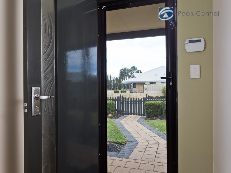 20 Sanguine Way, Atwell WA 6164