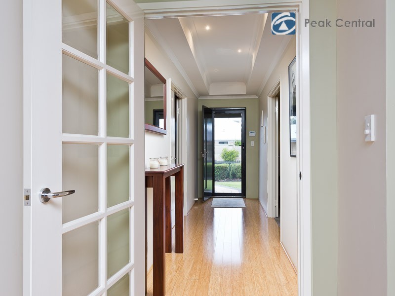 20 Sanguine Way, Atwell WA 6164