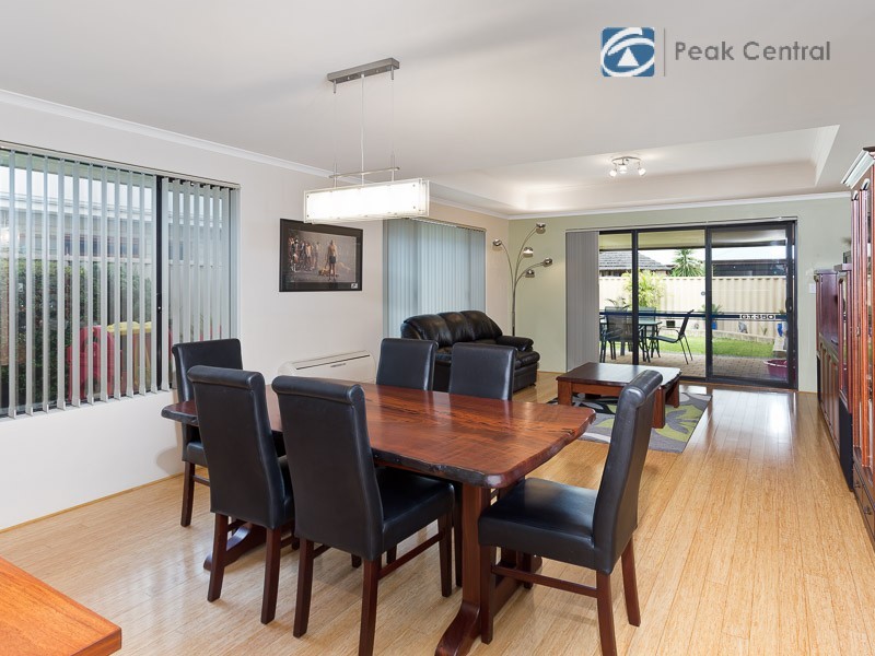20 Sanguine Way, Atwell WA 6164