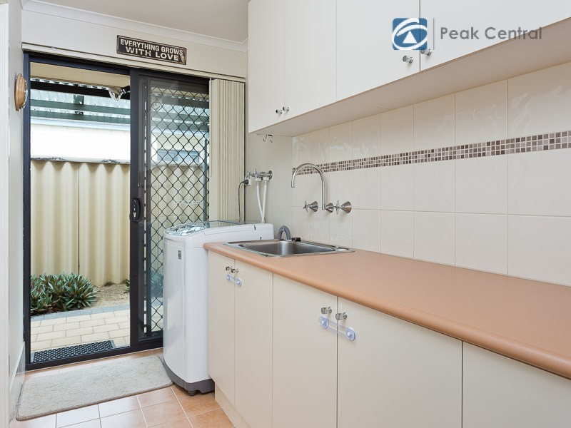 20 Sanguine Way, Atwell WA 6164