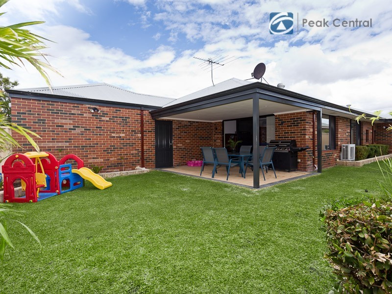20 Sanguine Way, Atwell WA 6164