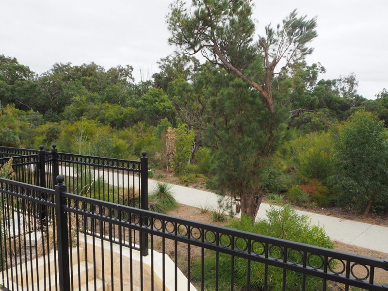 9 Chambri Chase, Success WA 6164