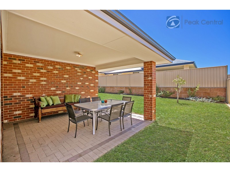 167 Frankland Ave, Hammond Park WA 6164