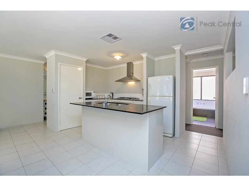 167 Frankland Ave, Hammond Park WA 6164