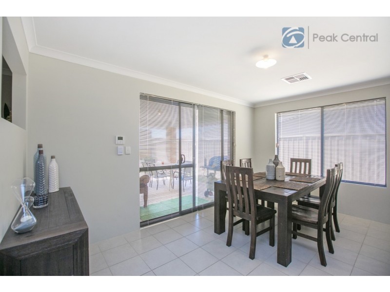 167 Frankland Ave, Hammond Park WA 6164