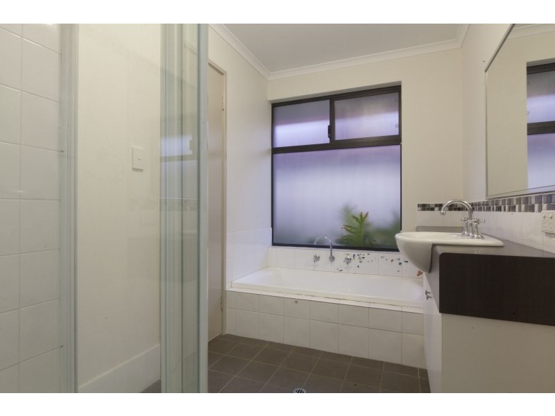 2 Bledsoe Way, Success WA 6164
