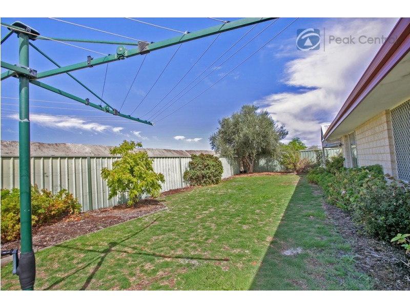 38 Avon Crescent, Atwell WA 6164