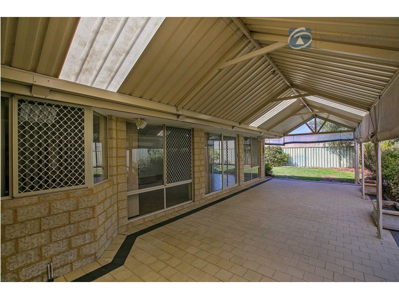 38 Avon Crescent, Atwell WA 6164