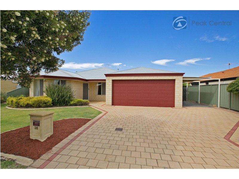 38 Avon Crescent, Atwell WA 6164