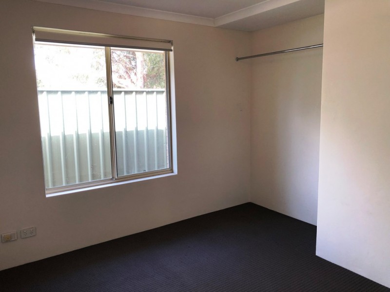 1 Oaten Retreat, Atwell WA 6164