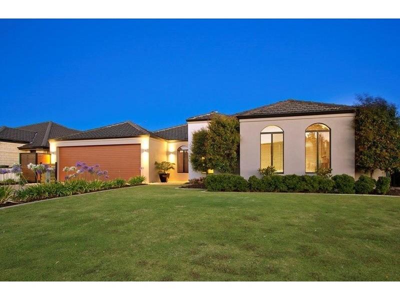 5 Minerva Loop, Success WA 6164