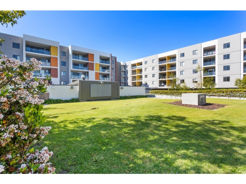 17/1 Stockton Bend, Cockburn Central WA 6164