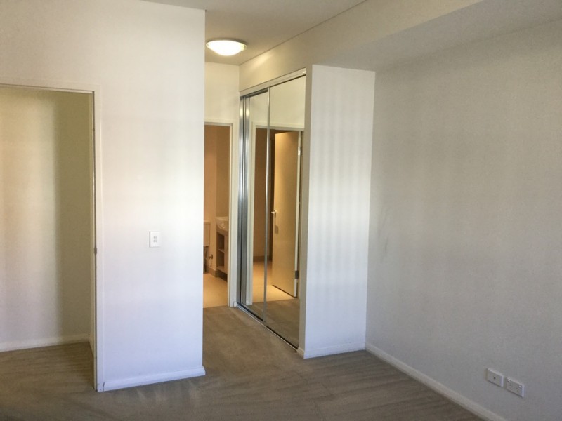 17/1 Stockton Bend, Cockburn Central WA 6164