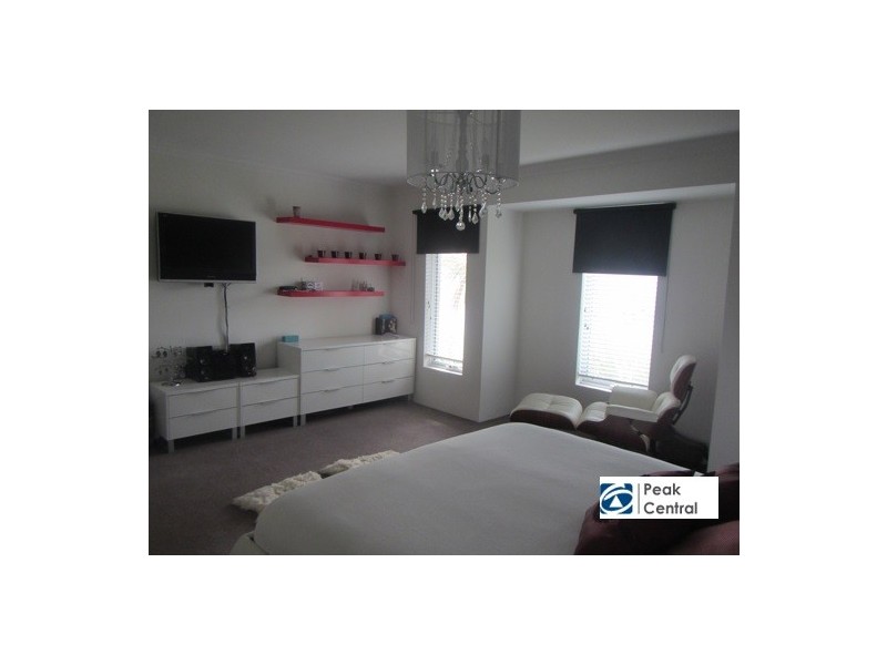 22 Brenchley Drive, Atwell WA 6164