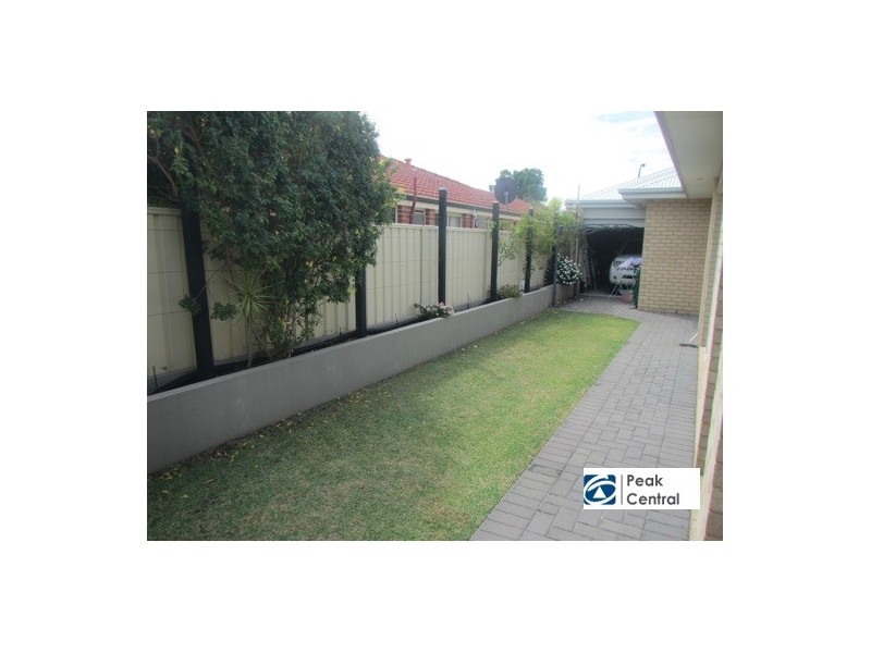 22 Brenchley Drive, Atwell WA 6164